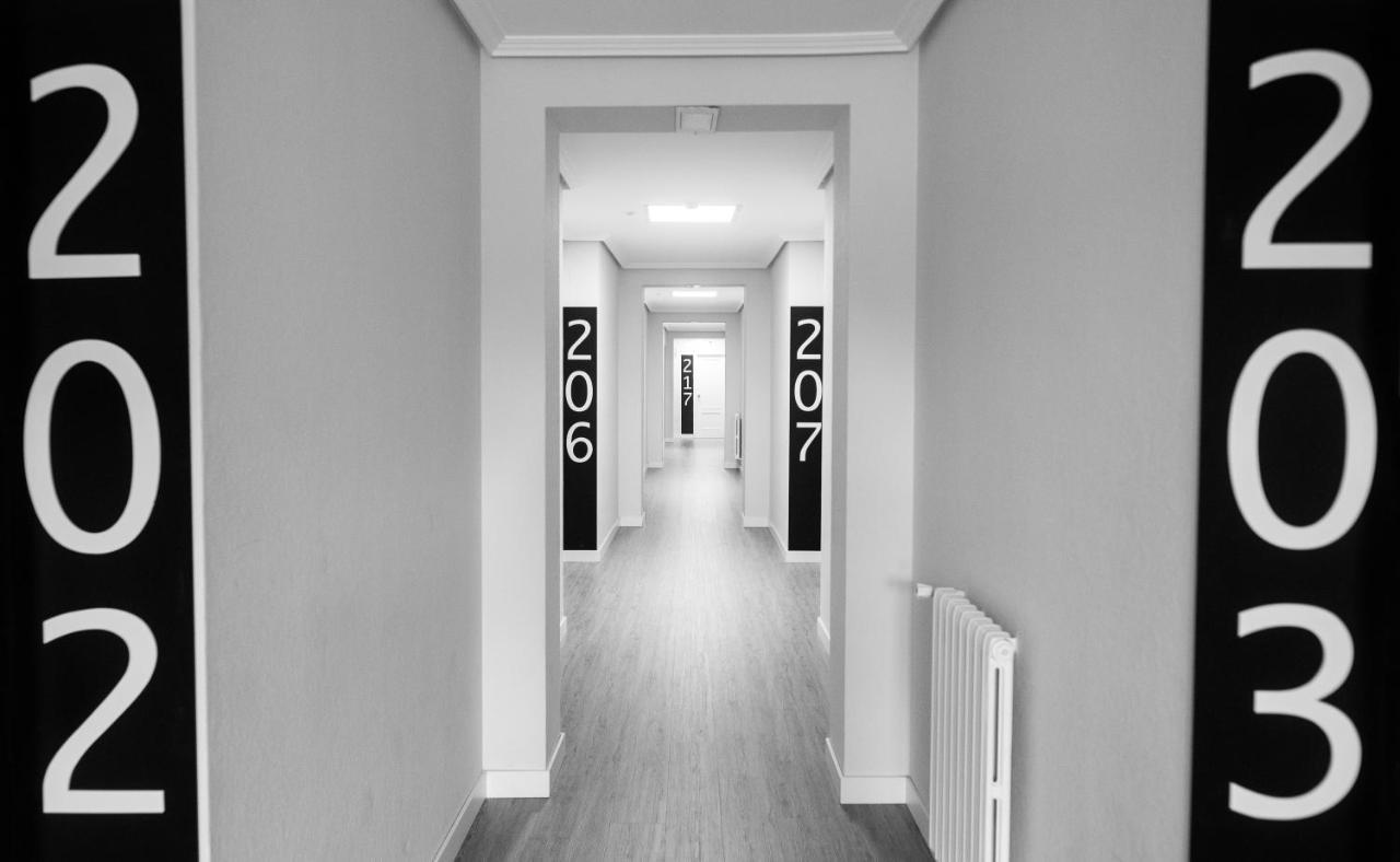 Residencia Hospital Del Rey Hostel Burgo Kültér fotó