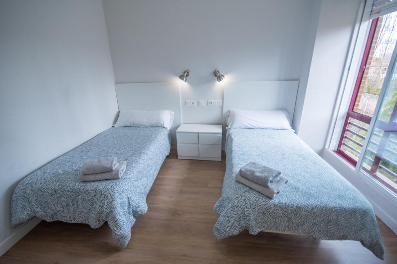 Residencia Hospital Del Rey Hostel Burgo Kültér fotó