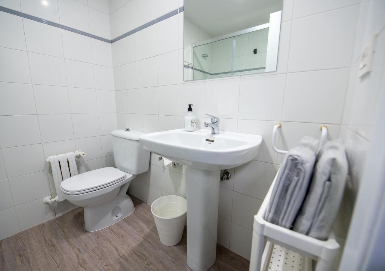 Residencia Hospital Del Rey Hostel Burgo Kültér fotó