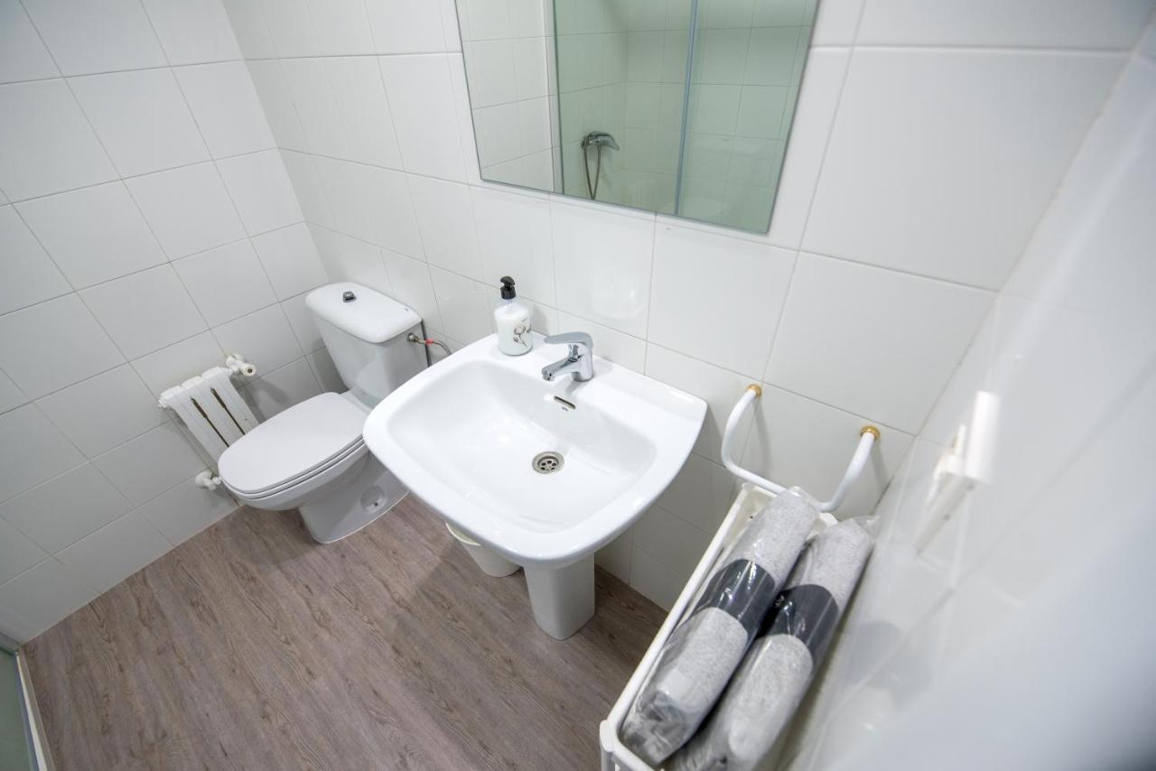 Residencia Hospital Del Rey Hostel Burgo Kültér fotó