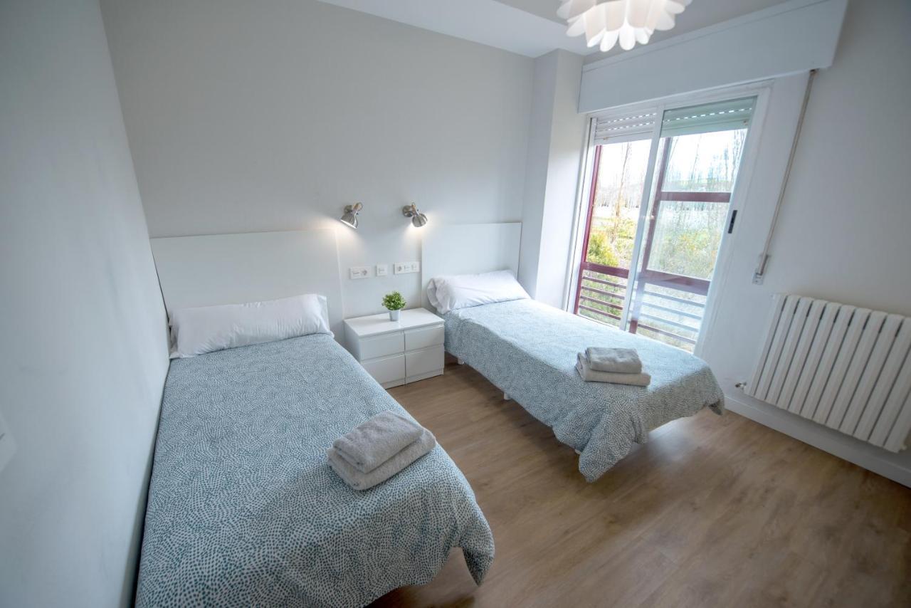 Residencia Hospital Del Rey Hostel Burgo Kültér fotó