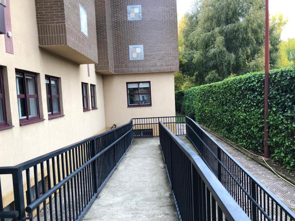 Residencia Hospital Del Rey Hostel Burgo Kültér fotó